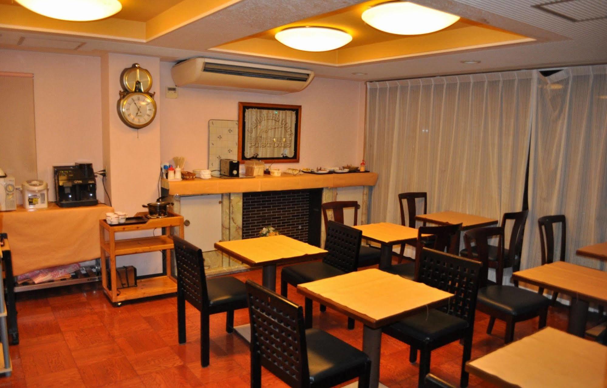 Kochi Sakura Hotel Экстерьер фото